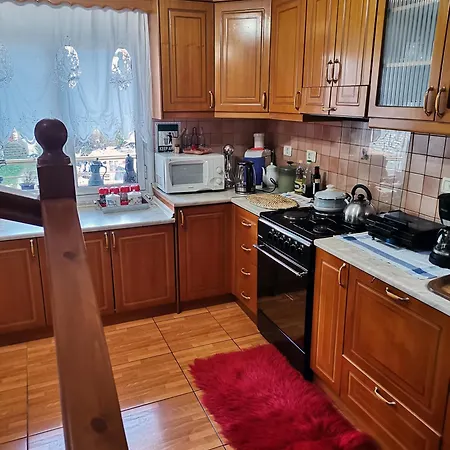Margarita - Entire House With 4 Bedrooms And Free Parking بيت للعطل Gjirokastër