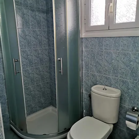 بيت للعطل Margarita - Entire House With 4 Bedrooms And Free Parking Gjirokastër