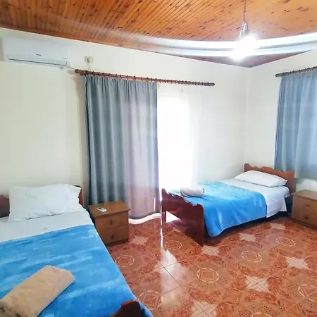 Margarita - Entire House With 4 Bedrooms And Free Parking